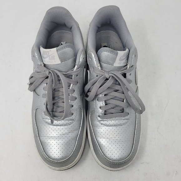 Nike Air Force 1 Low '07 LV8 Metallic Silver Perforated 718152-013 AF1 Olympic - Picture 3 of 11